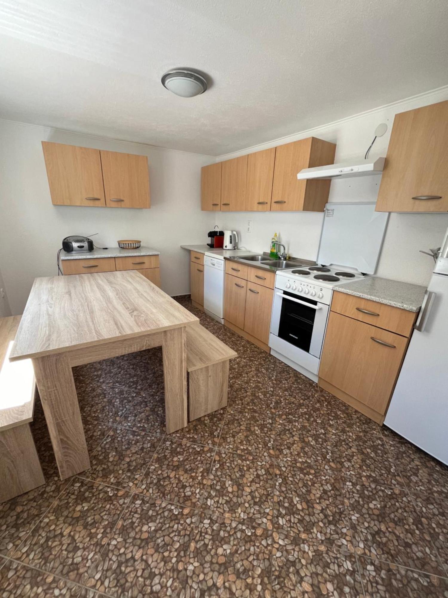 Apartments Adria 茨里克韦尼察 外观 照片